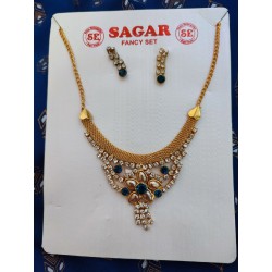 индийская бижутерия - ожерелье и пара серег