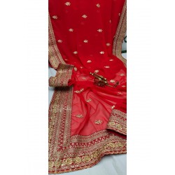 свадебное индийское сари красное с золотом