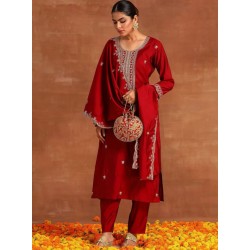 индийский женский костюм бордовый с золотой вышивкой М