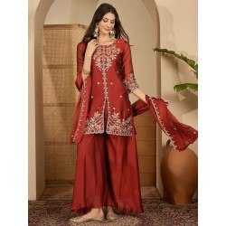 индийский праздничный костюм бордовый с вышивкой