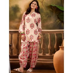 индийский костюм женский розовый с цветами