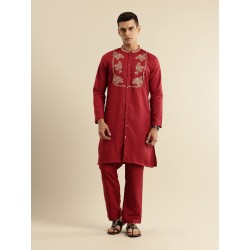 индийский мужской красный костюм